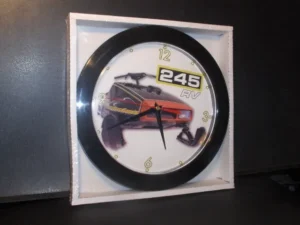 [Focus keyphrase Option D]SKI DOO dealer clock RV